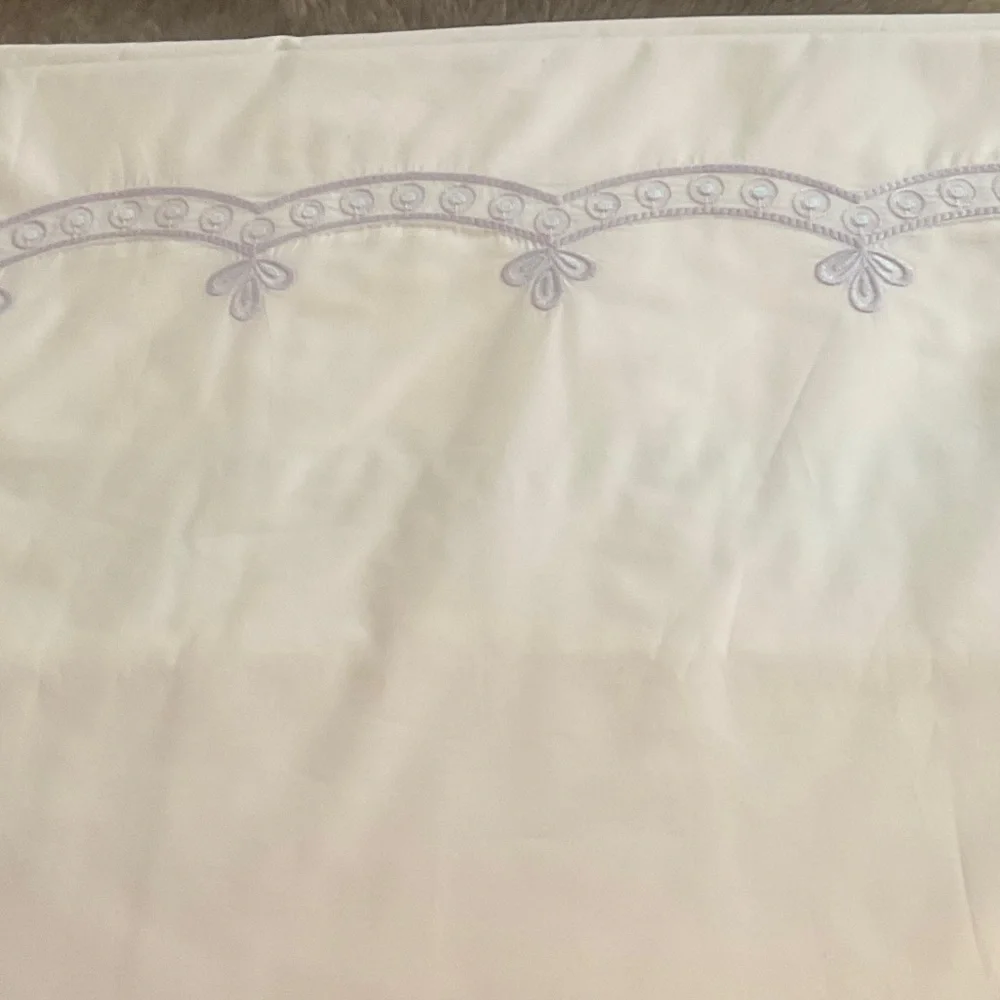 NEW PRATESI KING DUVET & 1 MATCHING EURO SHAM PALE PINK & LAVENDER EMBROIDERY